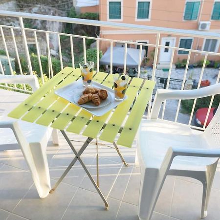 Bright Newly Renovated Apt Near Beach & Center+Ac Anemomylos Exterior foto