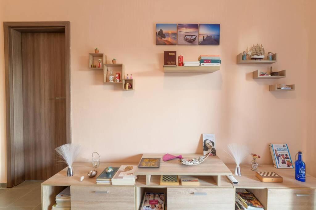 Bright Newly Renovated Apt Near Beach & Center+Ac Anemomylos Exterior foto