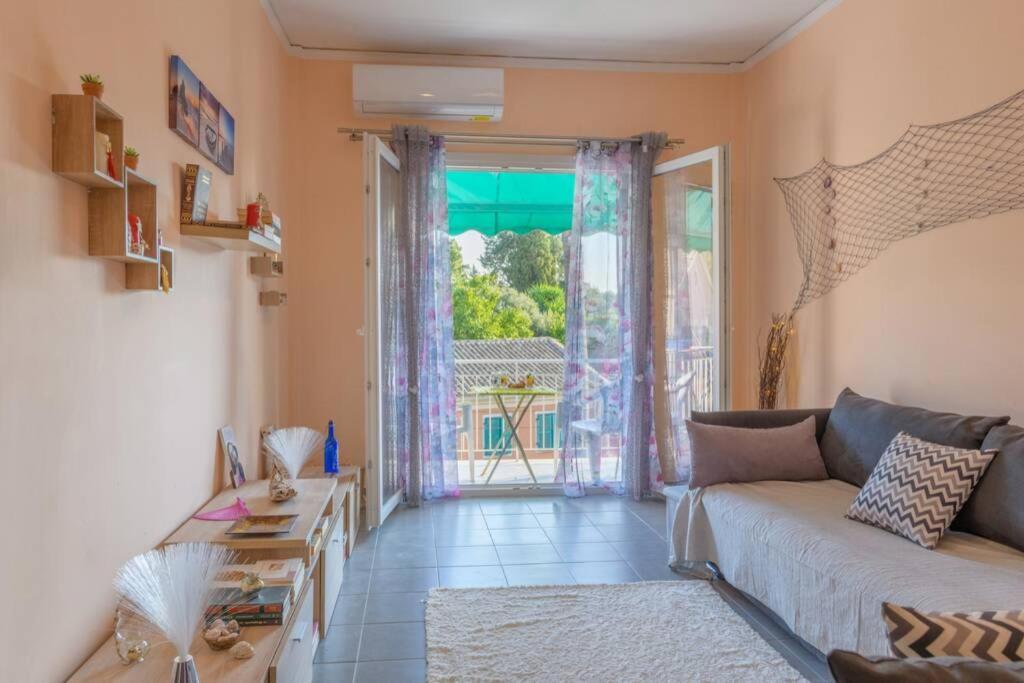 Bright Newly Renovated Apt Near Beach & Center+Ac Anemomylos Exterior foto